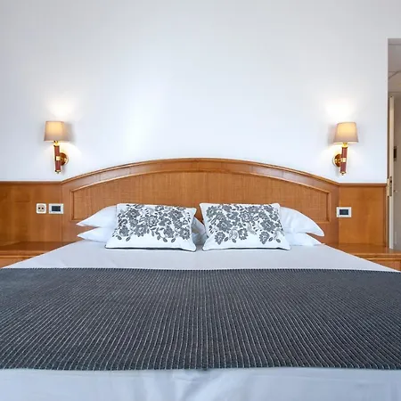 Metropole Szálloda 4*