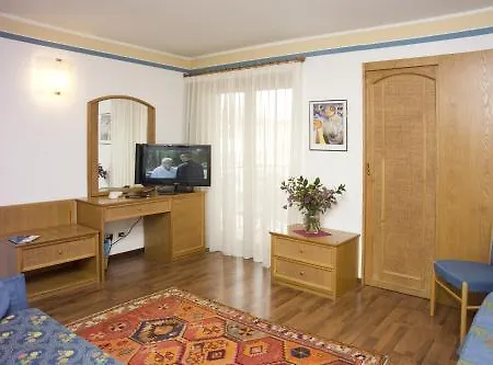 Отель Metropole 4*
