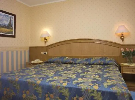 Metropole Отель 4*